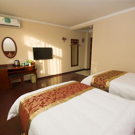 Greentree Inn Guangxi Yulin Jincheng Commercial Building Shell Hotel Exterior photo