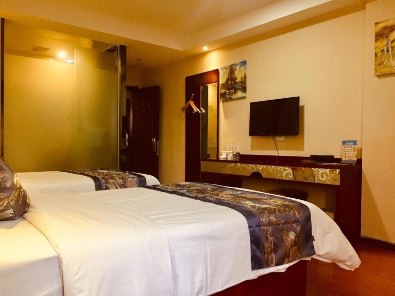 Greentree Inn Guangxi Yulin Jincheng Commercial Building Shell Hotel Exterior photo